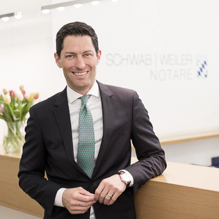 Dr. Simon Weiler